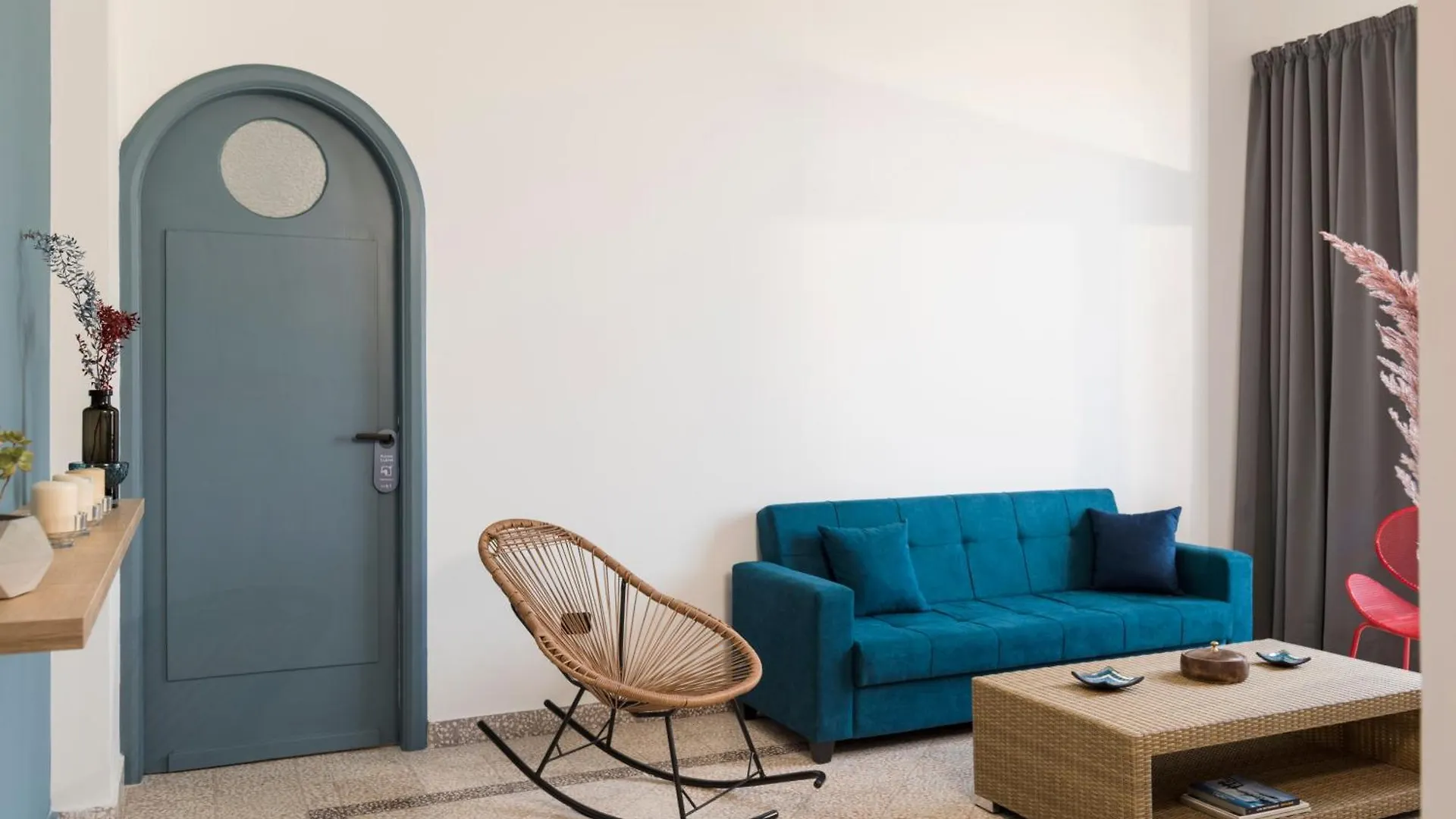 Anoor Studios & Apartments In Gemmayze Beyrut