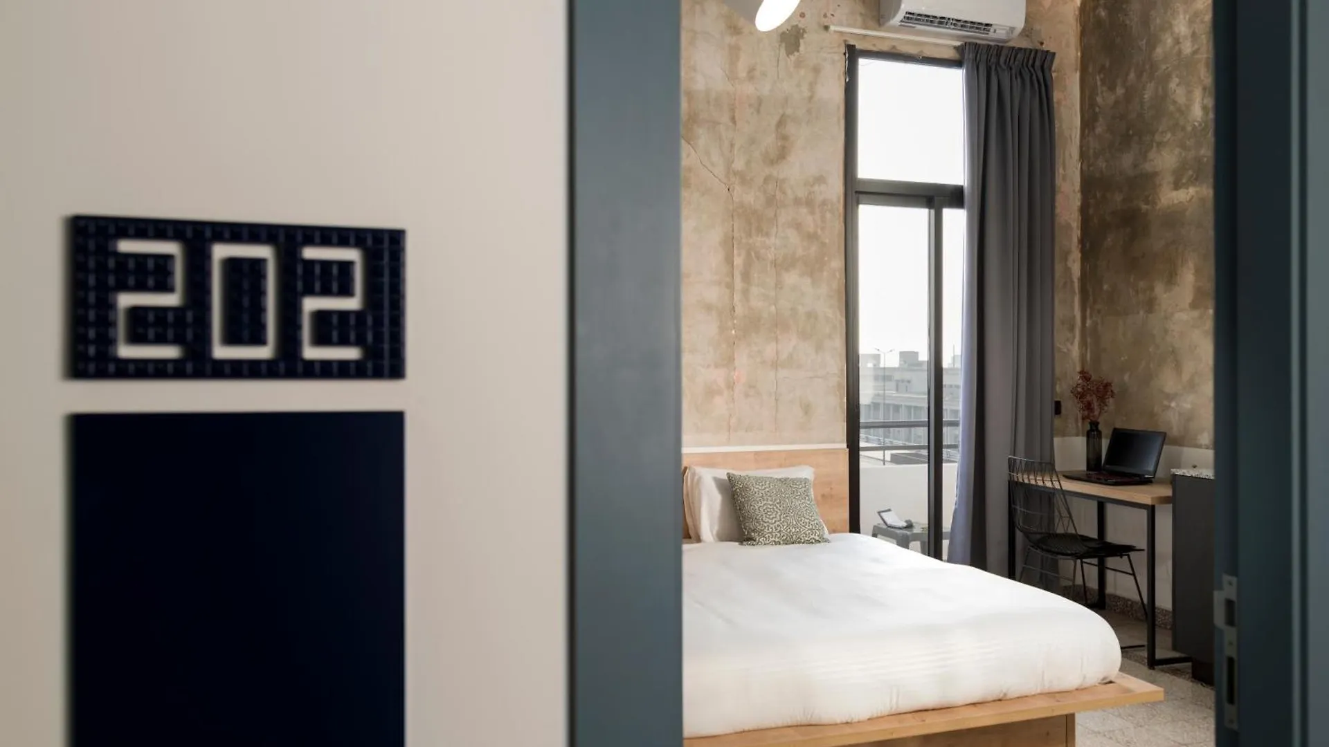 Anoor Studios & Apartments In Gemmayze Beyrut