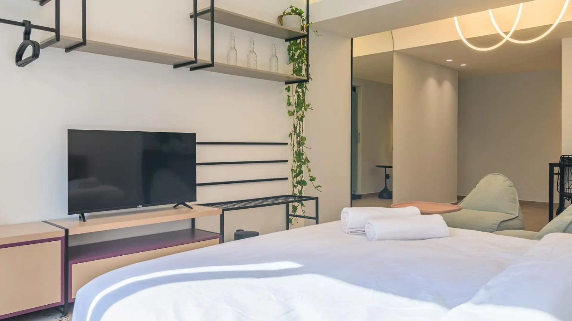 Anoor Studios & Apartments In Gemmayze Beyrut Lübnan