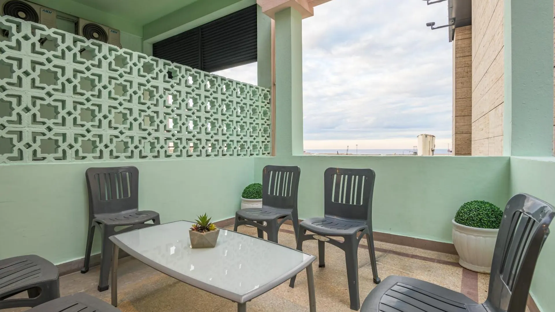 Anoor Studios & Apartments In Gemmayze Beyrut Lübnan
